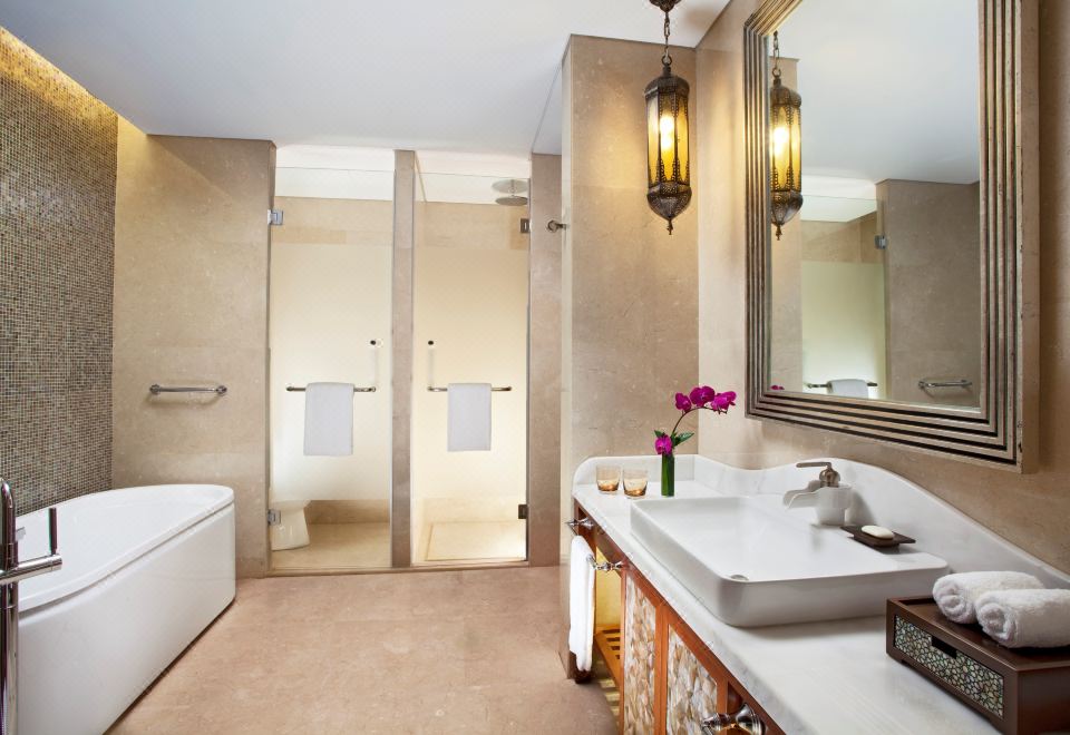 “衣然新尚”豪华大床房