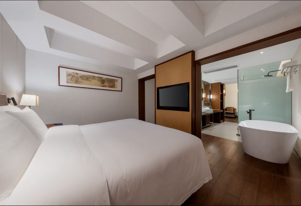 三卧室河景庭院别墅