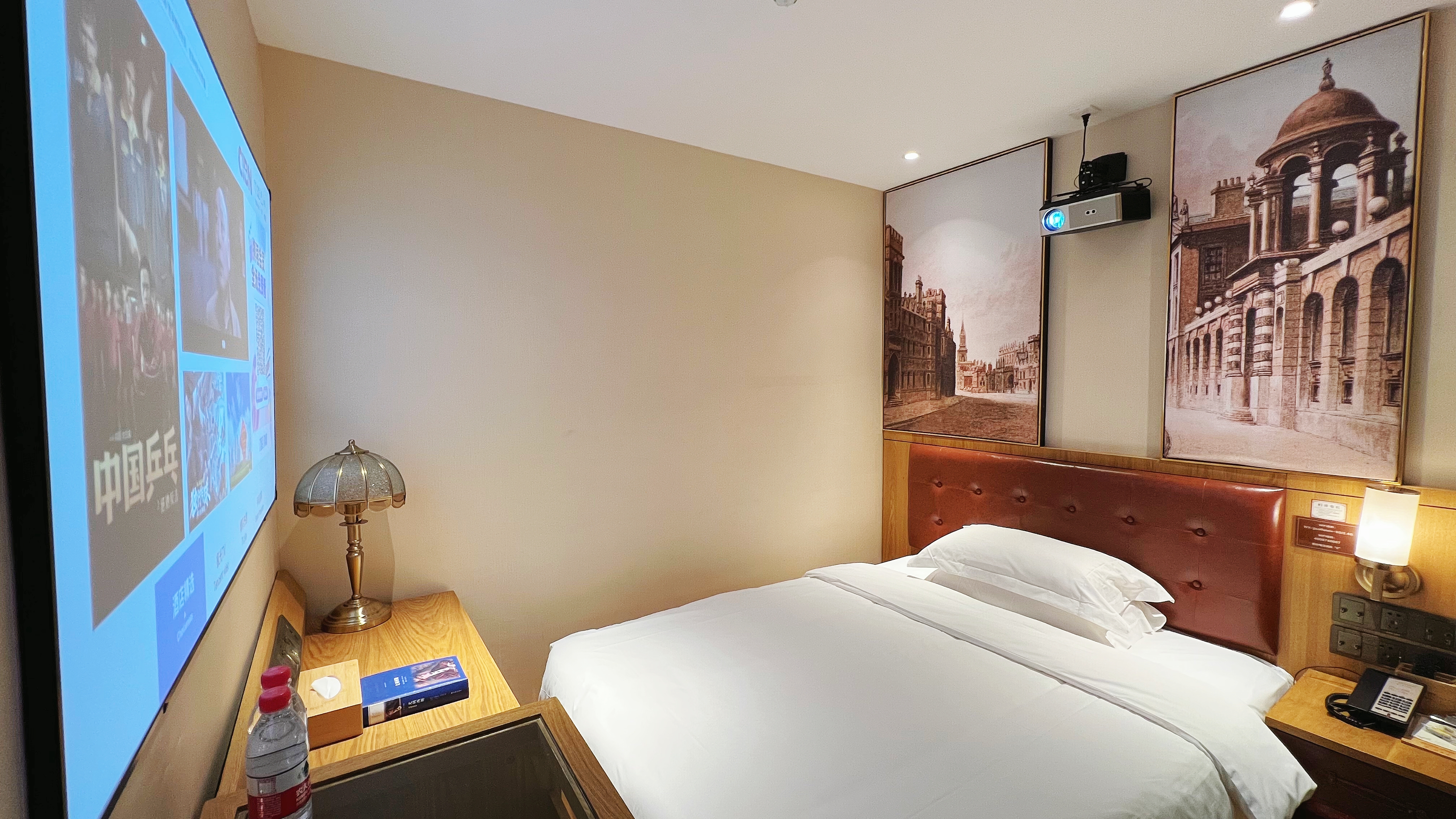 啡凡影视大床房（电视投屏）