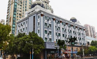 Home Inn Selected (Shanghai Daning International Plaza North Xizang Road Metro Station)