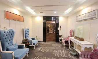 Home Inn Huayi Collection Hotel (Yangzhou Baoying Huaijiang Avenue Anyi East Road)