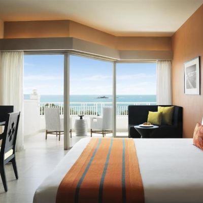 Junior King Suite with Sea View