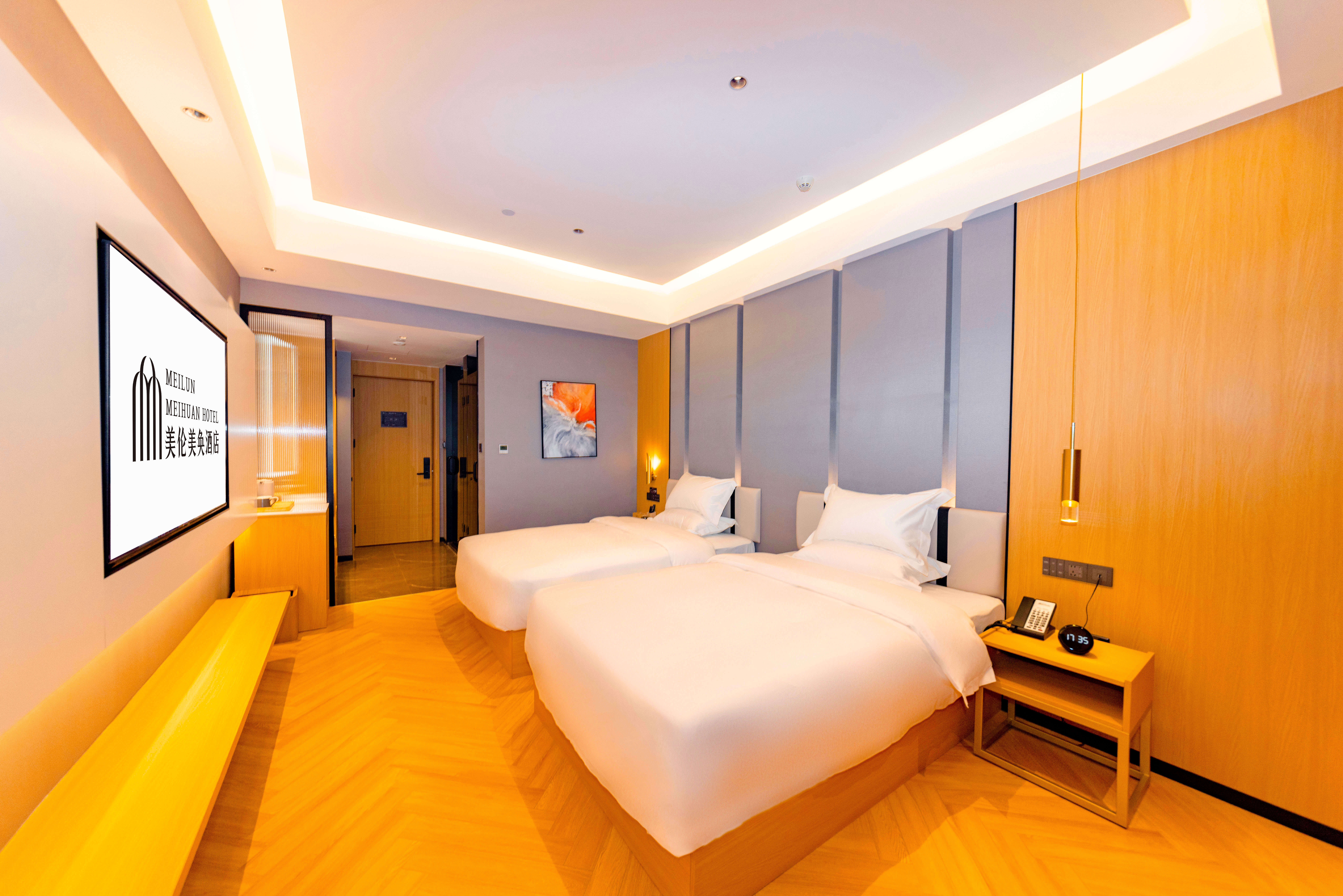 悦享雙床房「智能客控+影視VIP」