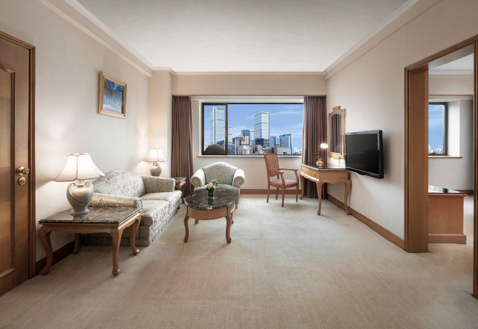 单卧套房（带起居室）