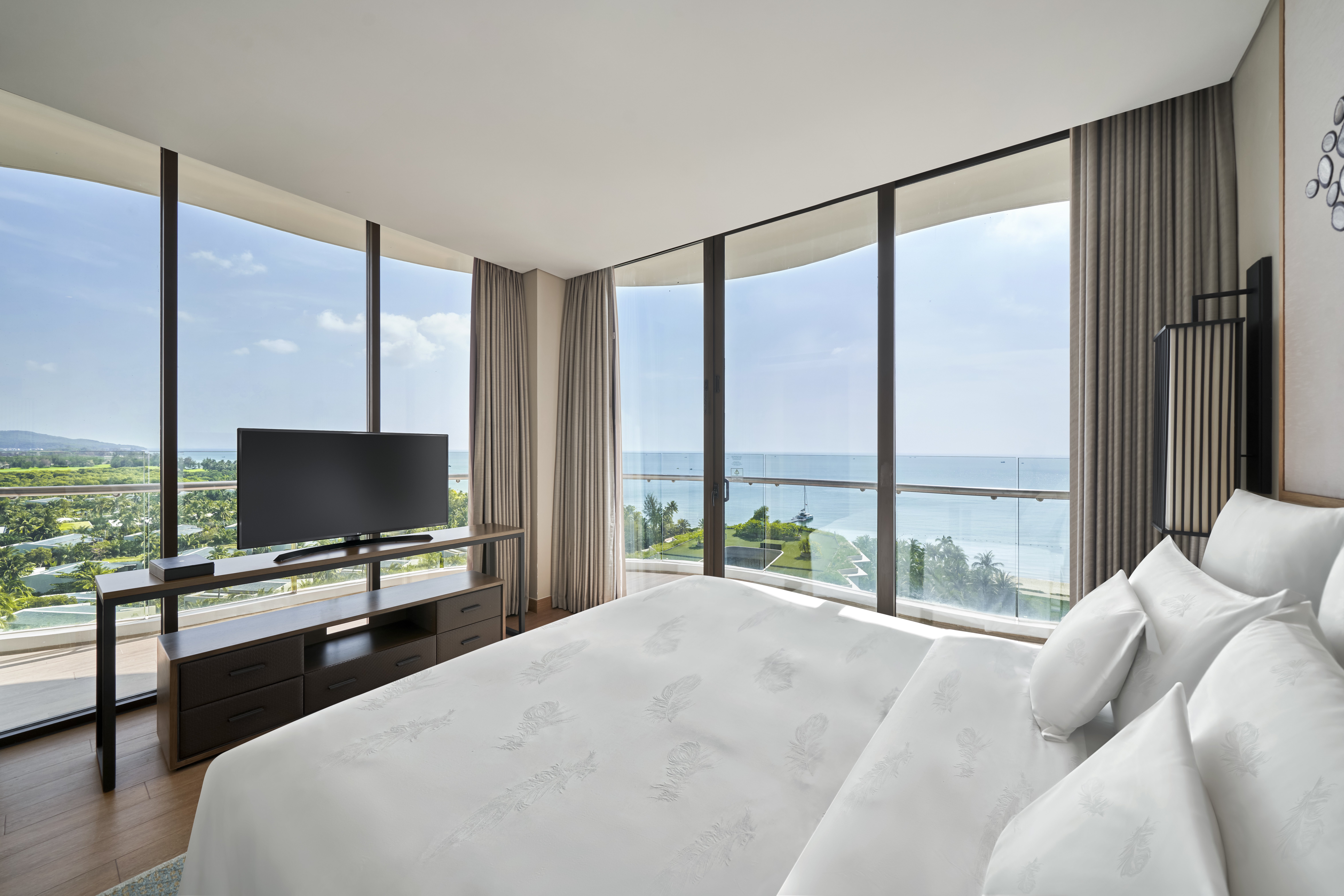 长滩景观公寓（2张特大床+双床）