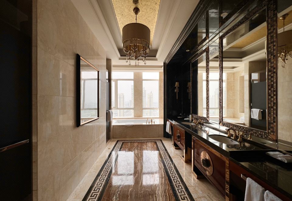 Wanda Realm FushunPresidential Suite (2 Bathrooms, Kitchen)