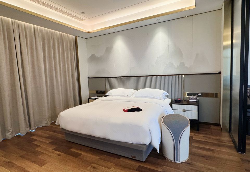 Luxury Hotel HangzhouSuite