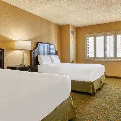 West, 2 Queen, Pool View, Non-Smoking Tropicana Laughlin Promo Code