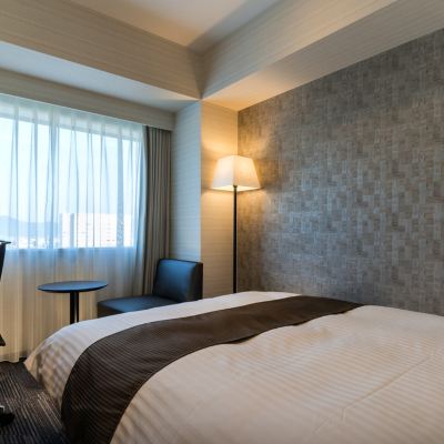 中等雙人床房 可吸菸 大和 Roynet 飯店廣島站優惠