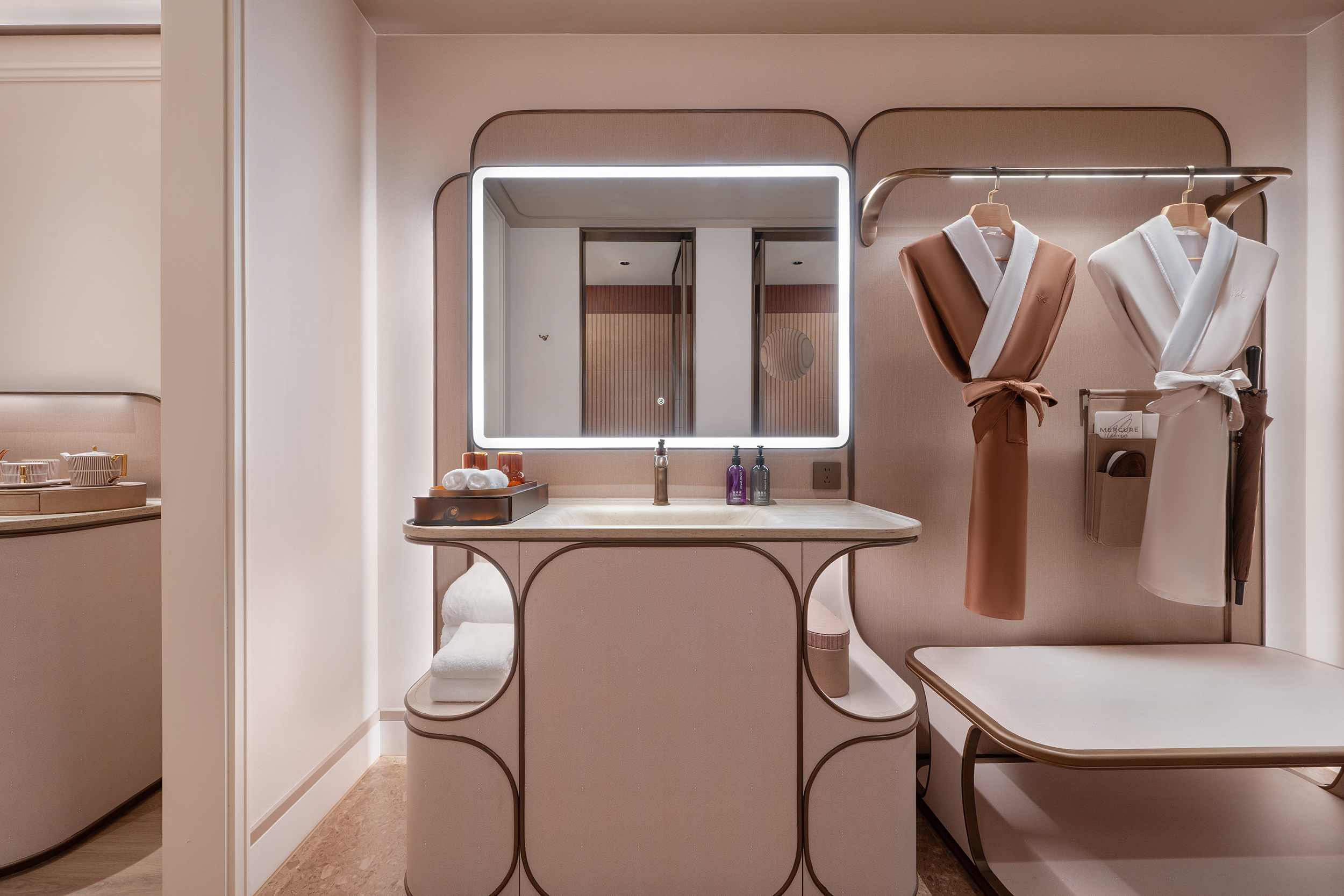 Mercure Hangzhou West Lake YuquanDeluxe Queen Room