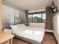 B&B HOTEL Pau Zénith Hotels in Pau