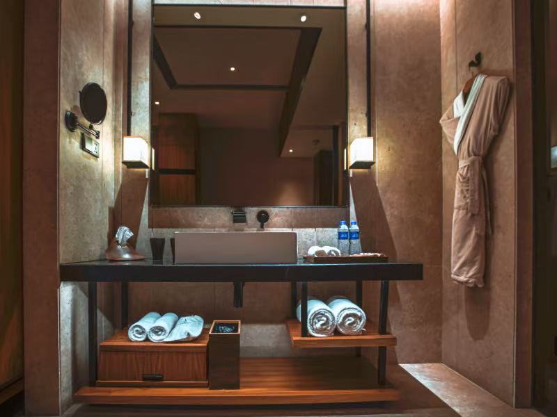 撮羅子-映日大床房