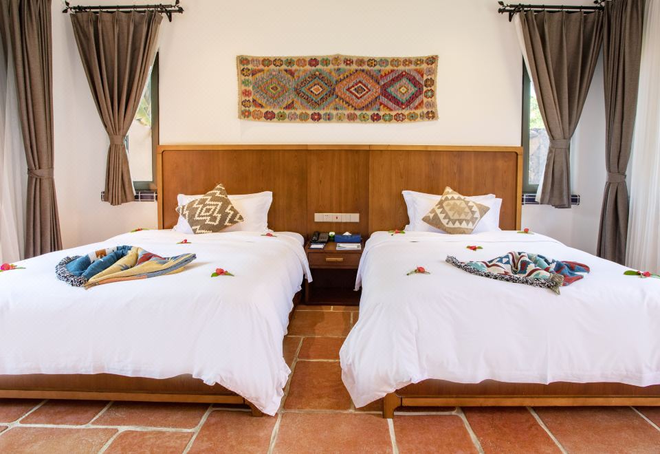 Xikang Yunshe Wellness & Resort HainanMoroccan Red Villa Twin Room