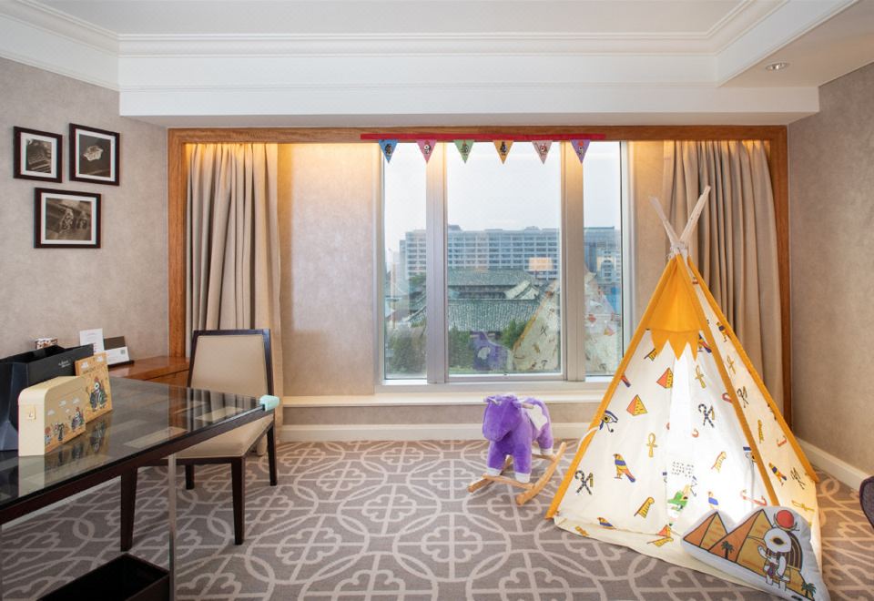 埃及萌神主題嘉賓軒套房（大床）