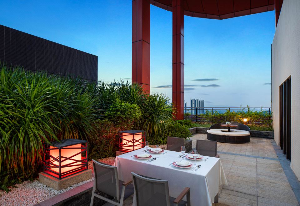 Four Points By Sheraton Guangdong Heshan FangyuanGarden View Suite With Terrace