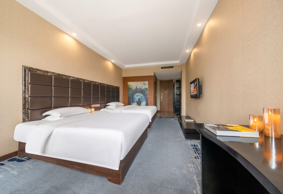 Selected Room (2 beds)
