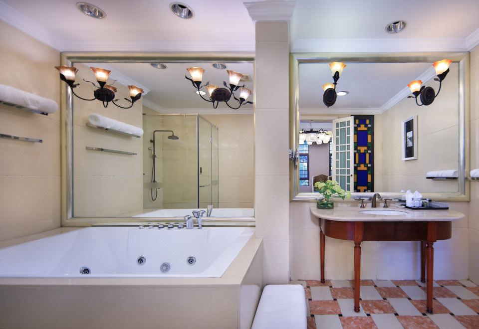 民国雅韵·行政大床房（超大浴缸+园林观景）