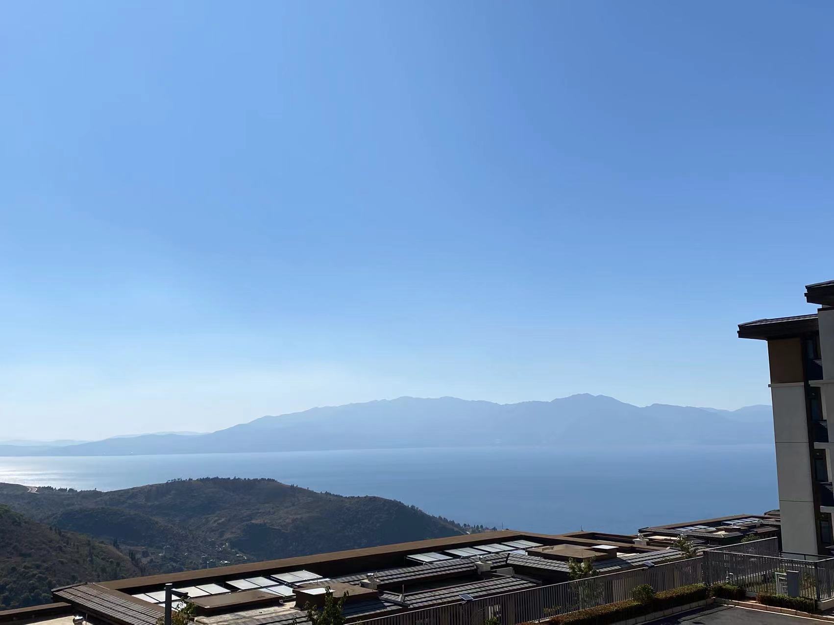 豪华湖景叠院二室二衞标间套房