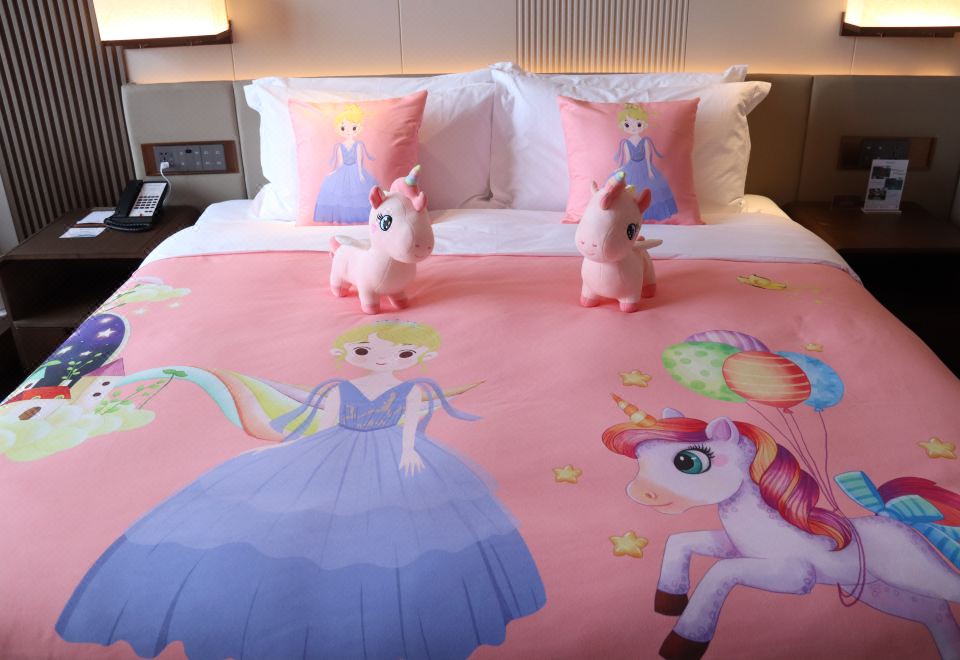 行政复式小童亲子房