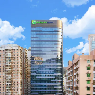 Holiday Inn Express MACAU CITY CENTRE by IHG Hotel dekat Mercusuar Guia
