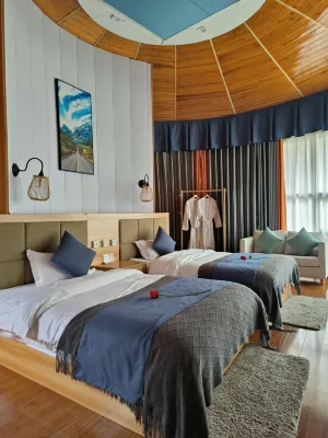 Water mill and homesickness hot - spring resort hotel