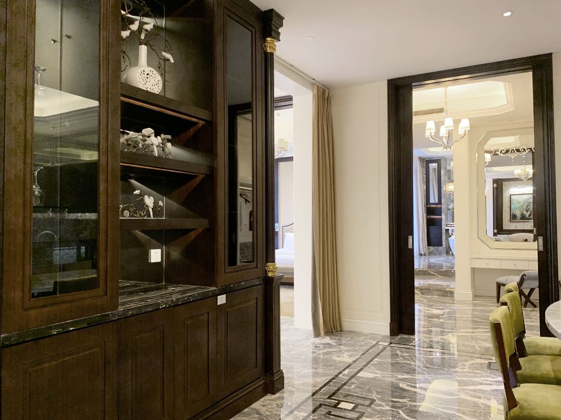 洛克菲套房3（复式扶梯景观+圆形浴缸+大空间+大阳台）