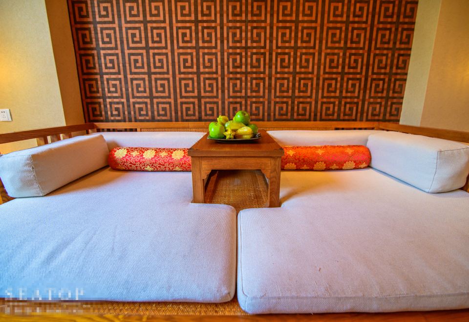 赏月套房-高层天窗-私汤泡池-超大客厅