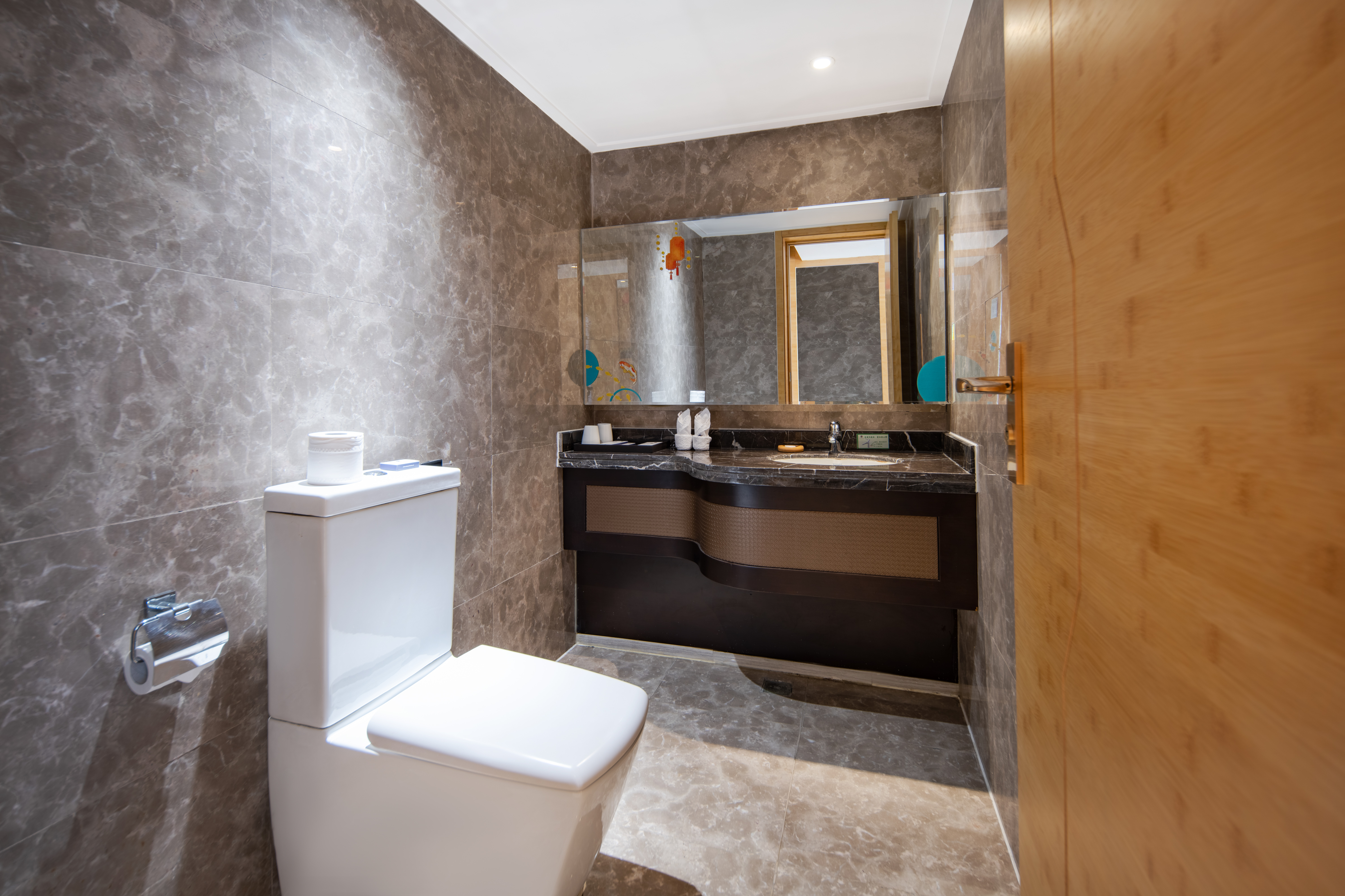 錦色十鯉家庭套房