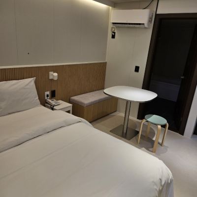 스위트룸 - 체크인 월-금 6PM, 토-일,공휴일 10PM Konkuk University Salmon 쿠폰