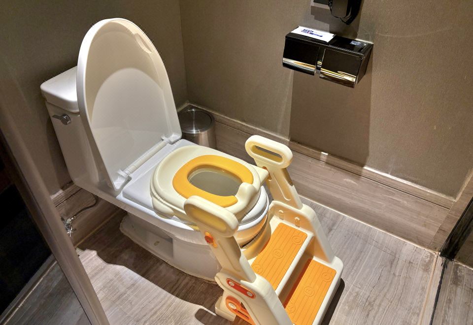 Wanda Realm WuhanMilk Dragon Theme Family Room