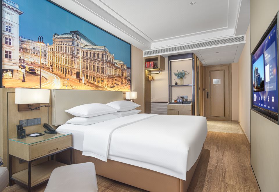 高级大床房「全屋智能+双层隔音玻璃+洁净臻选」