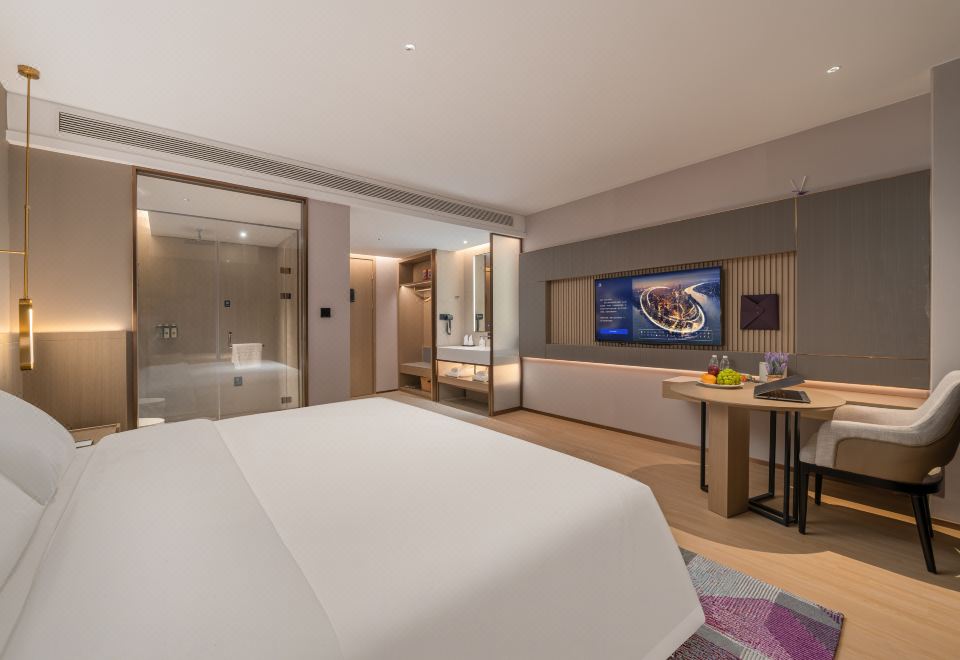 豪华大床房（智能客控,电视投屏，慕思床垫）