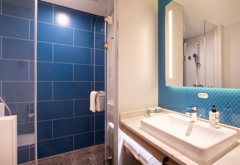 高級電競房（5060顯卡游戲暢玩）