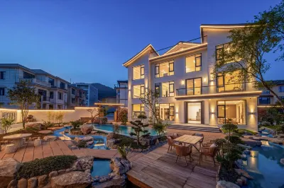 Tingjian Kids Courtyard Hotels in 