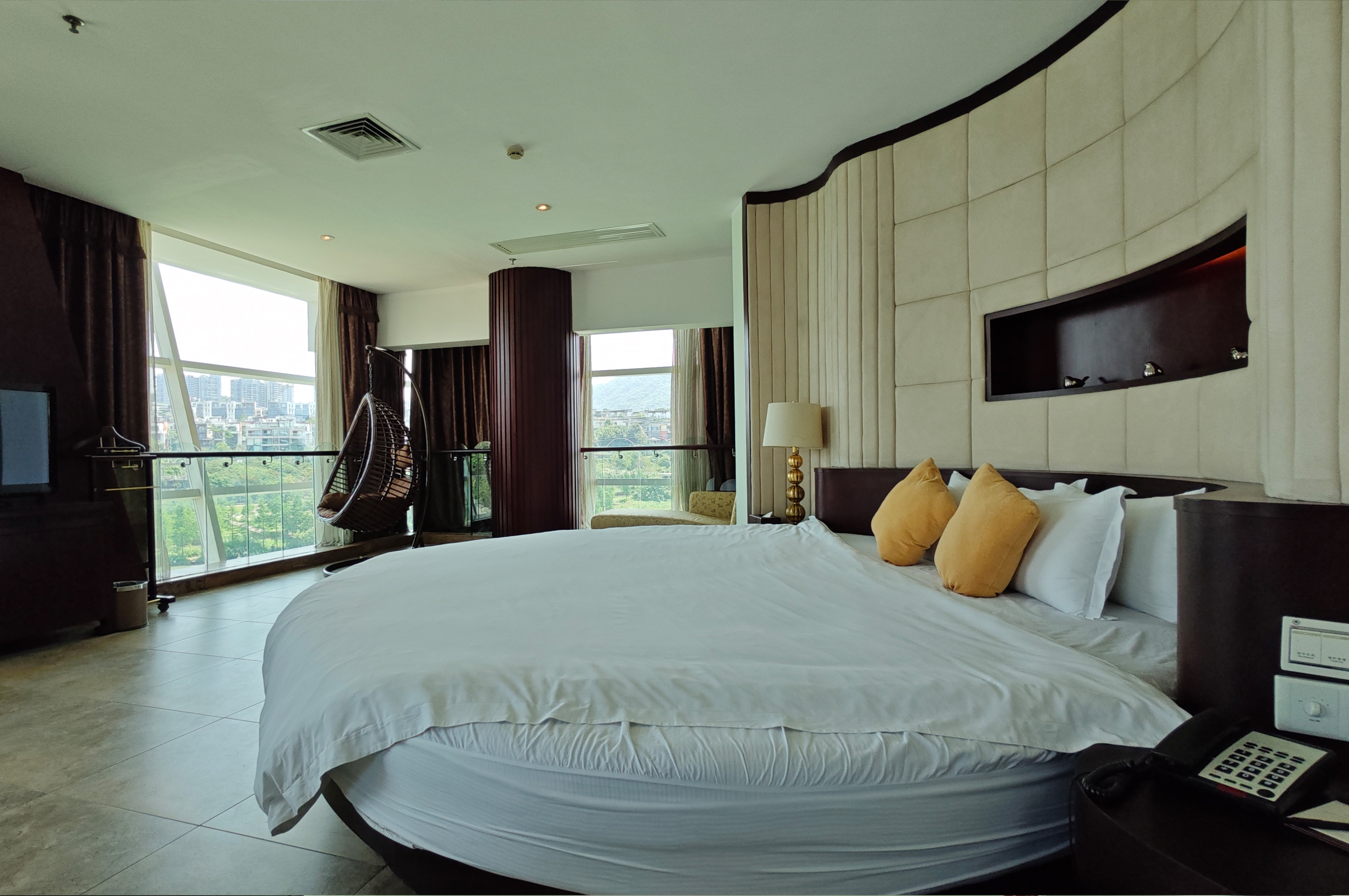 河景豪华套房两房一厅|独立温泉池