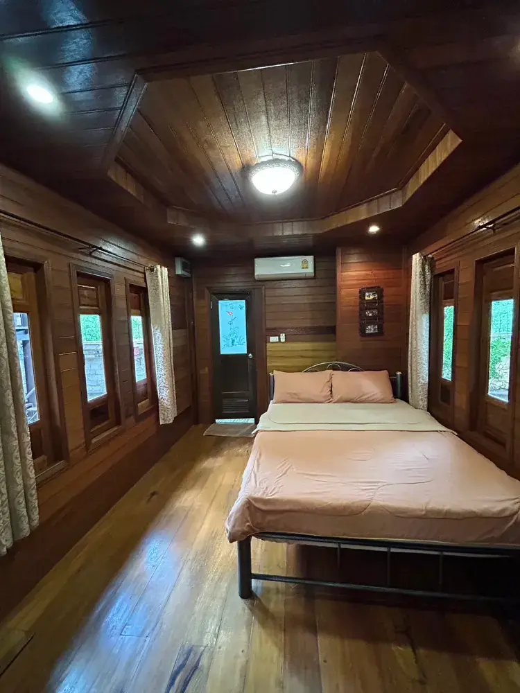 บ้านทรงไทย Monkey Room