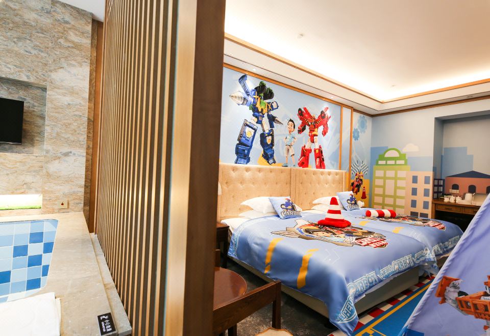 Baihualin Hot Spring Valley HotelKa Bao Racer Theme Family Room With Two Double Beds