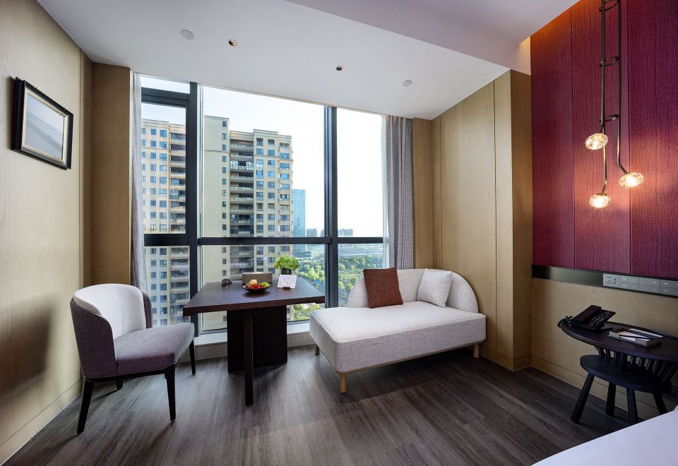 雅致大床房（智能客控+森林氧吧）