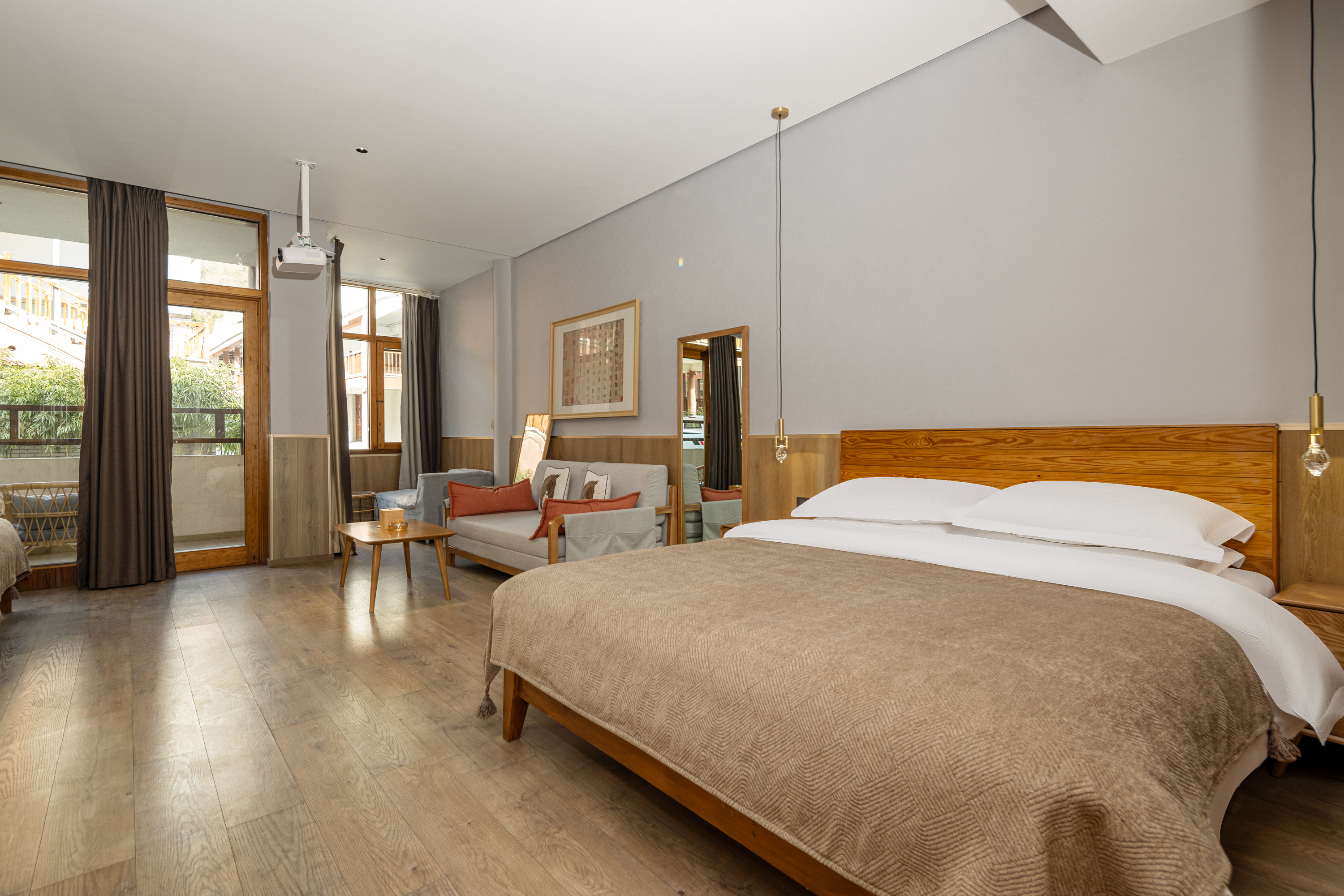 温馨阳台家庭房 （小冰箱、浴袍、保险箱）