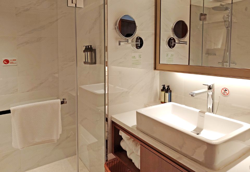 皇冠高級雙床間