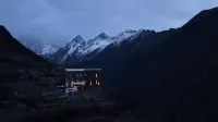 Yanlan Xue Xiu · Snow - domain Secret - land Homestay (Siguniang Mountain Scenic Area Store)