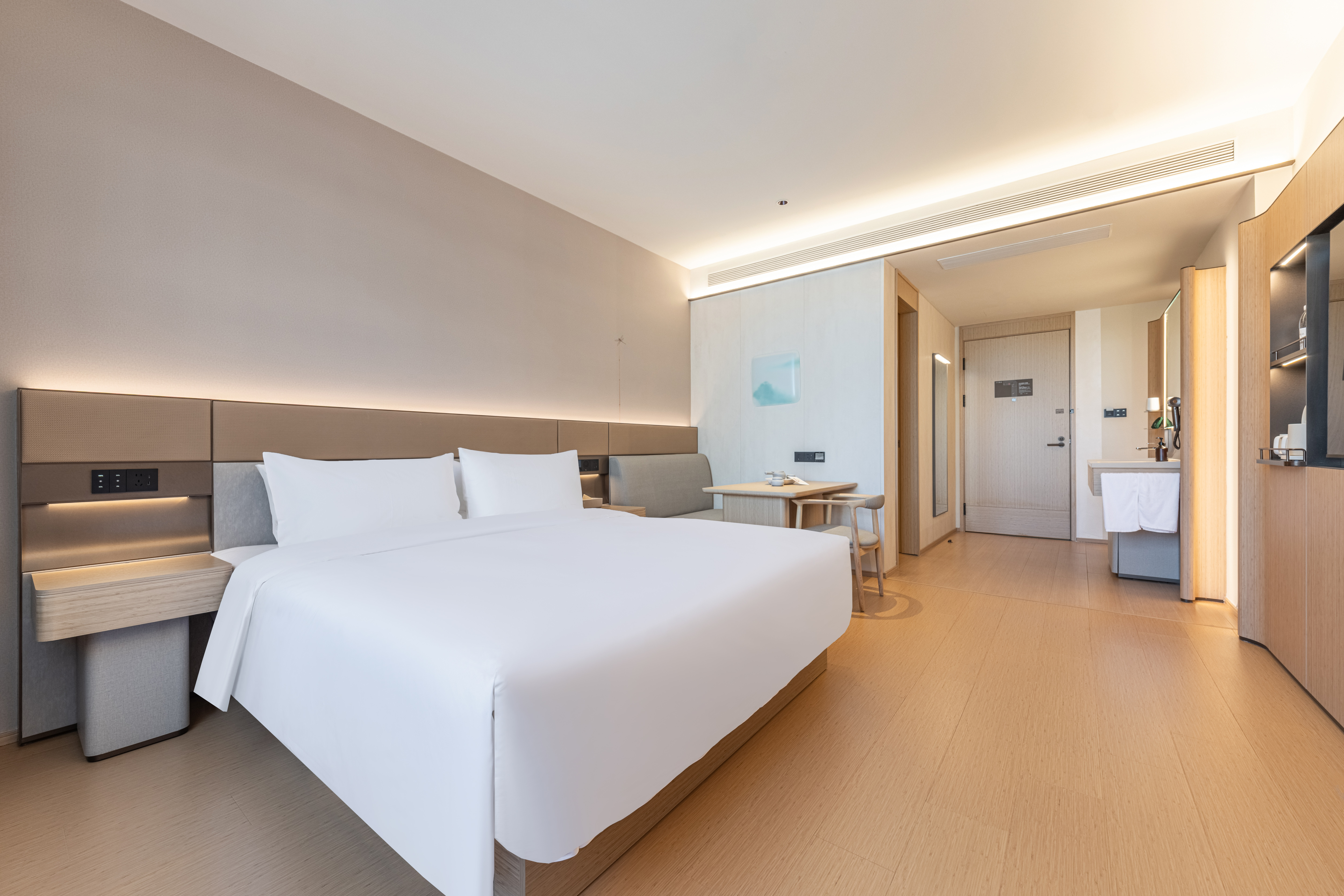 高级大床房（智能客控.加湿器）