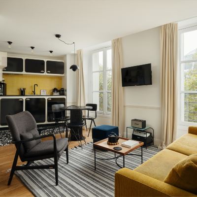 Deluxe One-Bedroom Apartment With View My Maison in Paris - Louvre Promo Code