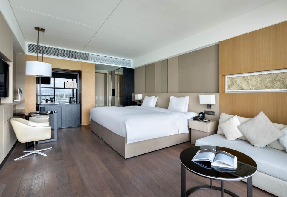 The Shanhaitian Resort Sanya, Autograph CollectionElegant Fashionable Family Friendly Room - Sea-View (King Bed)