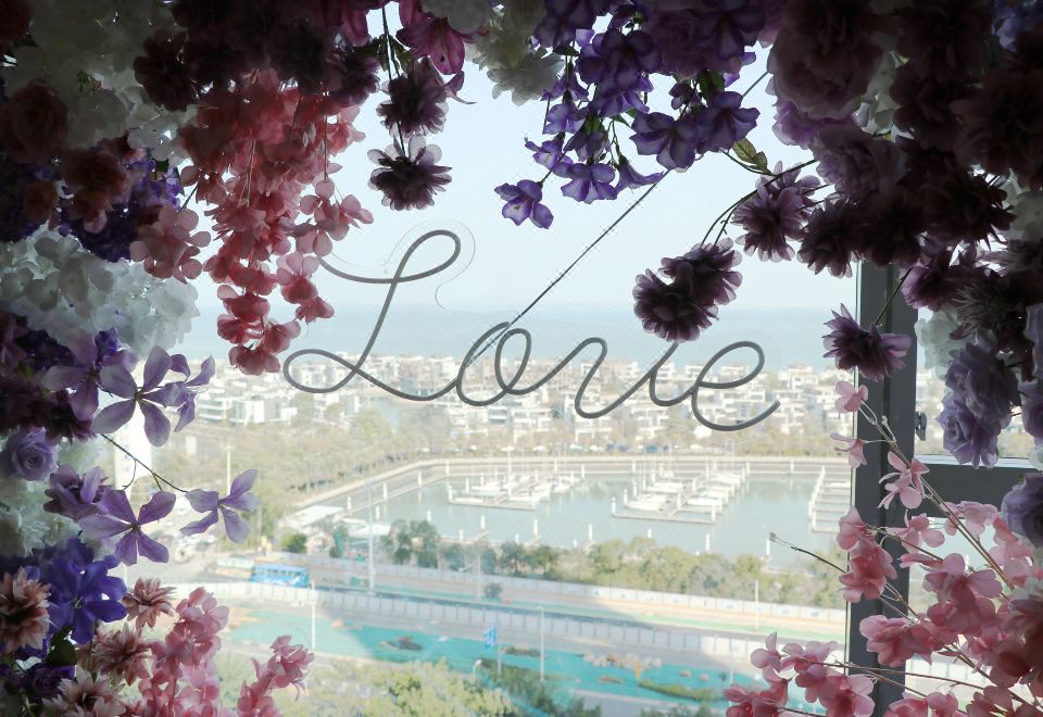 莫奈花海海景主题双床房