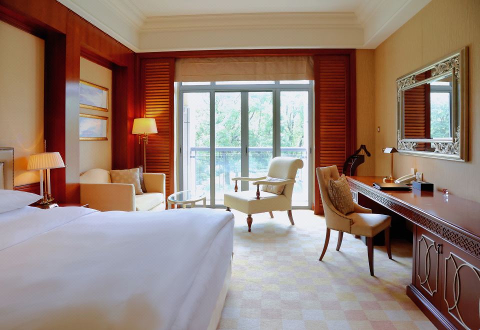 东楼-园景大床房