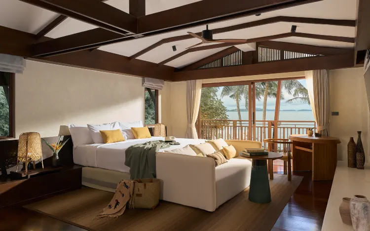 ลักซ์  5 ห้องนอน แกรนด์ บีชฟรอนท์ พูลวิลล่า 