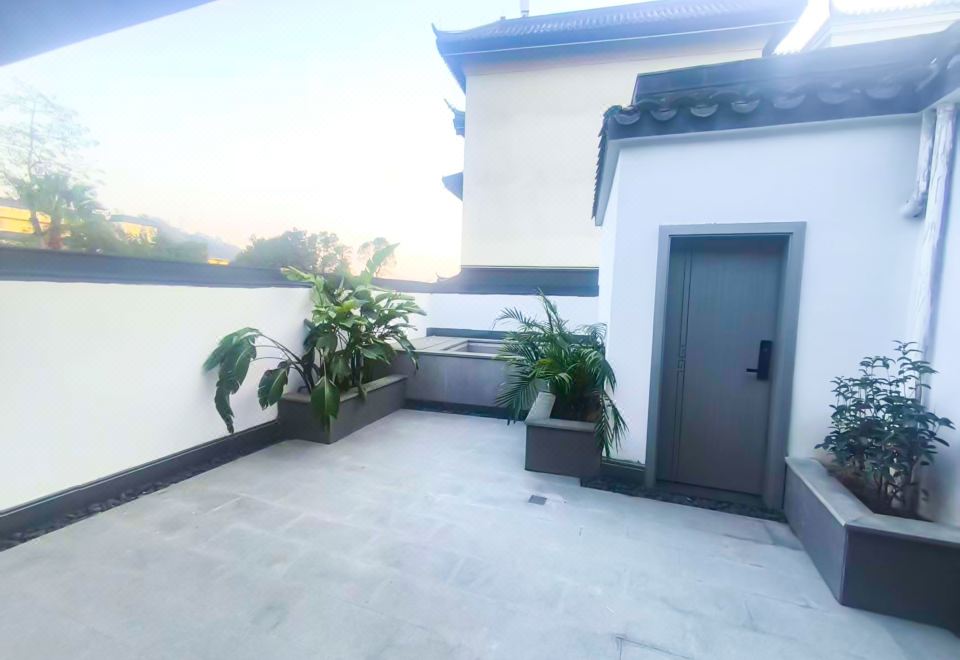 別墅二居一廳一泡池（A幢）