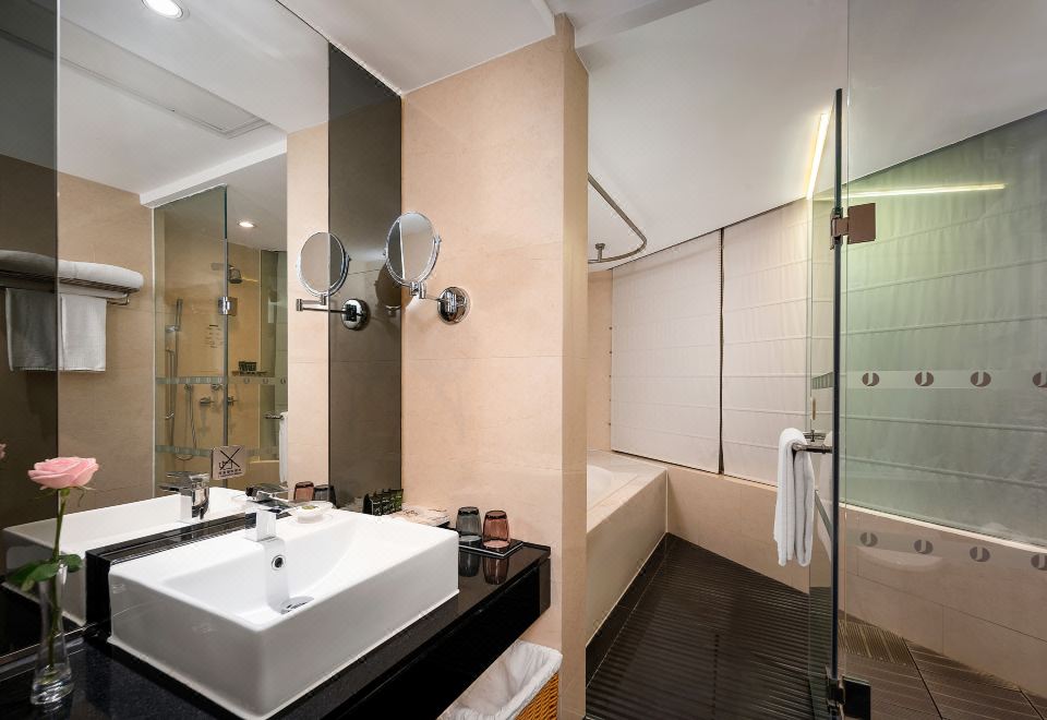 Jianguo Hotel GuangzhouBusiness Suite