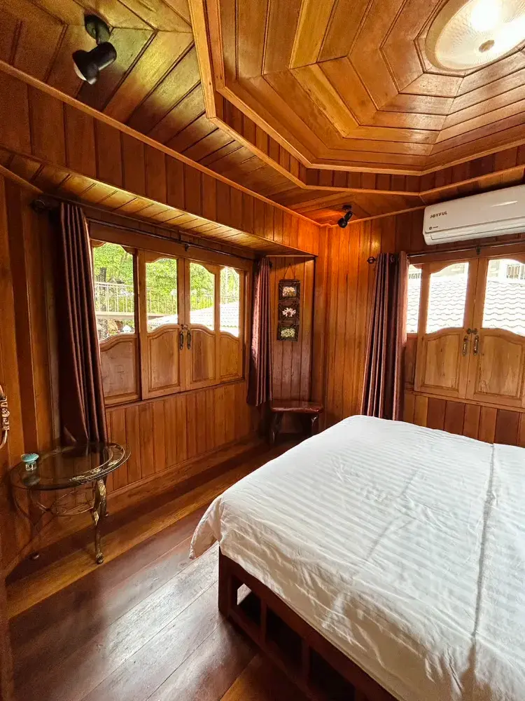 บ้านไม้ทรงไทย Spade Room